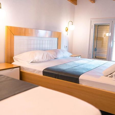Vila Anxhelo Vlorë Esterno foto